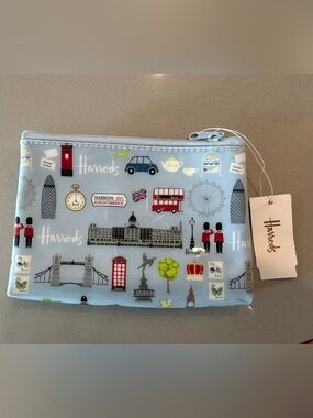 Harrods Light Blue London Icons Zip wallet